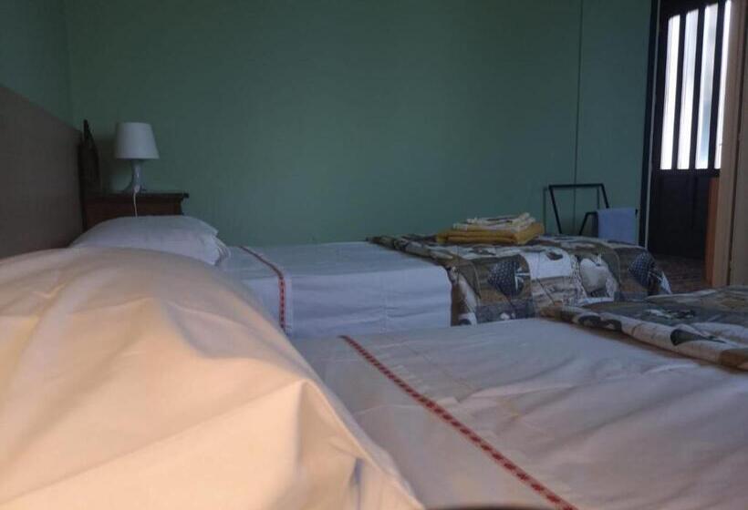 דירת חדר בקומת קרקע, B&b Orchidea Bianca