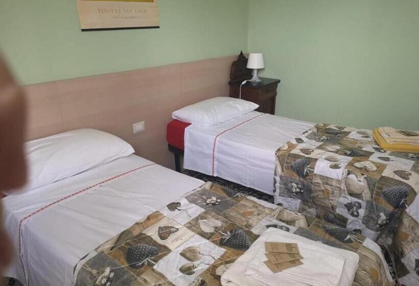 דירת חדר בקומת קרקע, B&b Orchidea Bianca