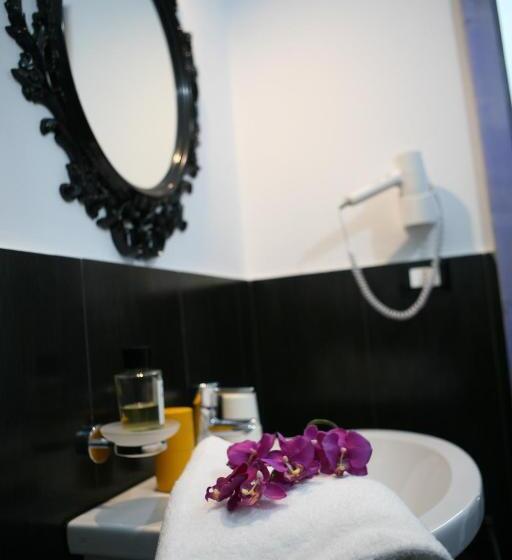 수피리어 패밀리 룸, A Mo Casa