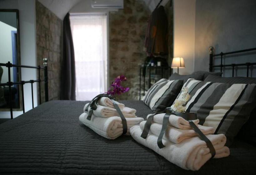 수피리어 패밀리 룸, A Mo Casa