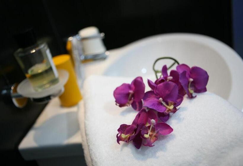 수피리어 패밀리 룸, A Mo Casa