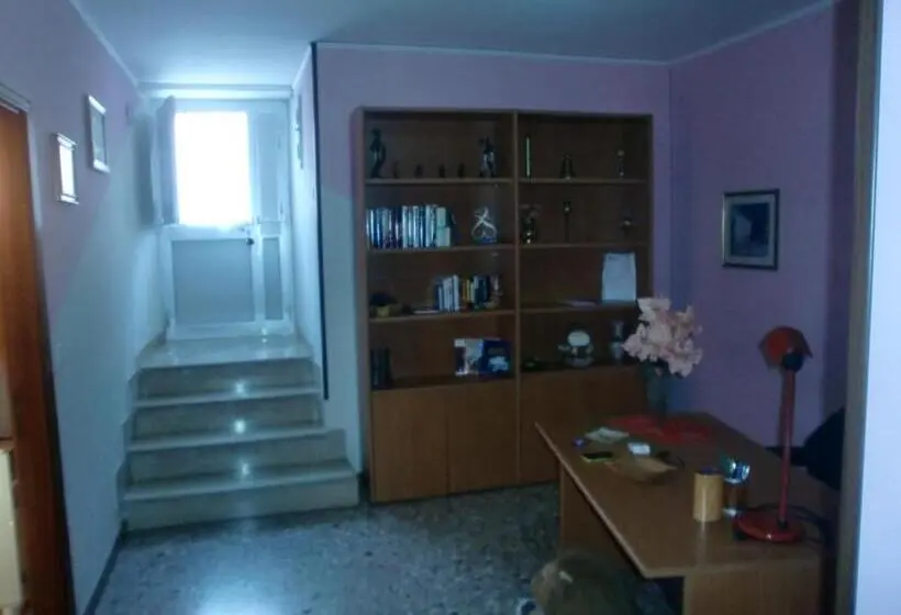 Huoneisto 1 Makuuhuone Pohjakerros, Affittacamere Di Fabio Principale