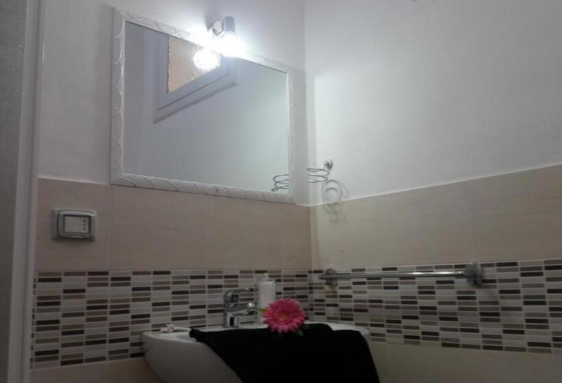 غرفة قياسية, Il Sole Del Mediterraneo