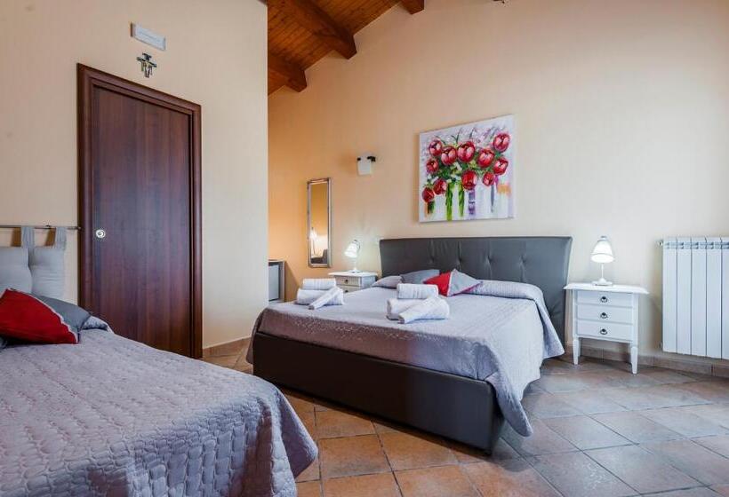 プールの見える１ベッドルームアパートメント, Valleforno Country House Di Charme