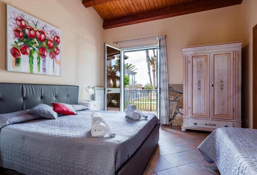 プールの見える１ベッドルームアパートメント, Valleforno Country House Di Charme