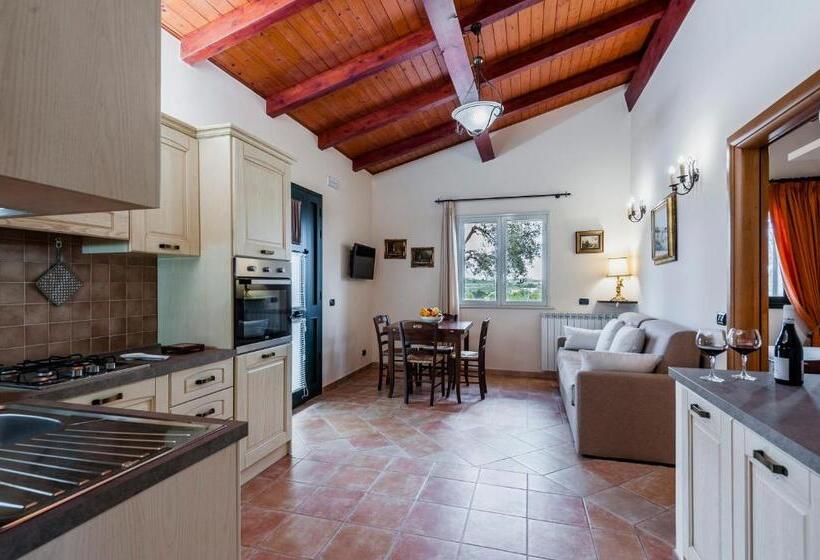 プールの見える１ベッドルームアパートメント, Valleforno Country House Di Charme