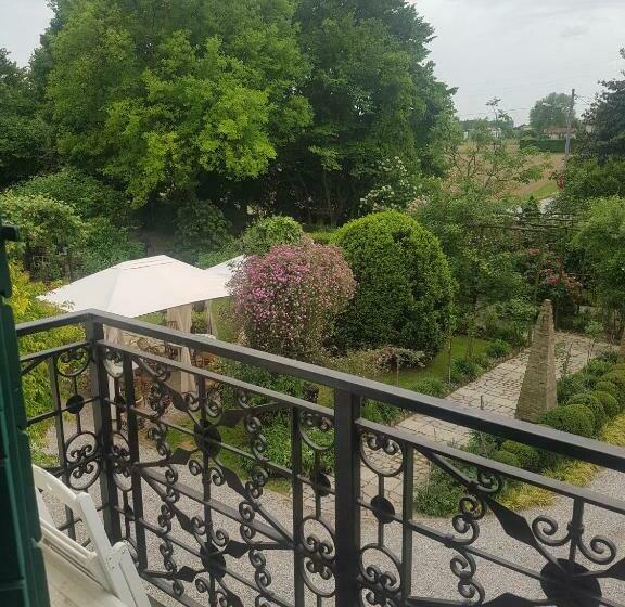 سوییت لوکس, Villa Leonati