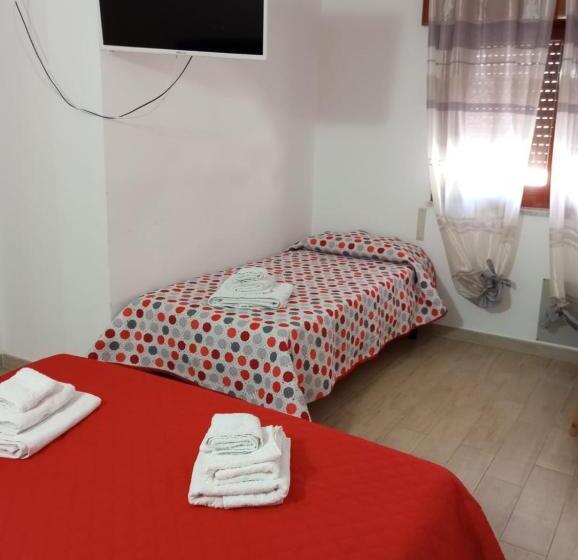 اتاق استاندارد سه نفره, Villa Maricla