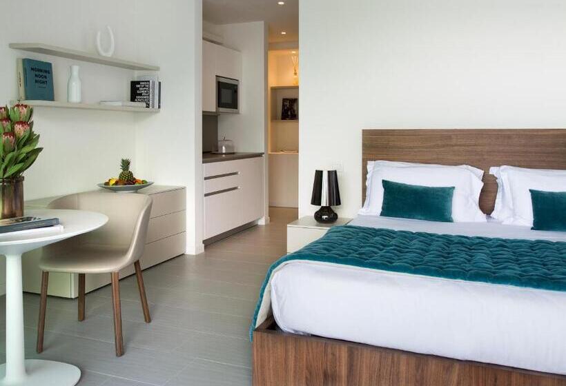 スタンダードスタジオ, Filario Hotel & Residences