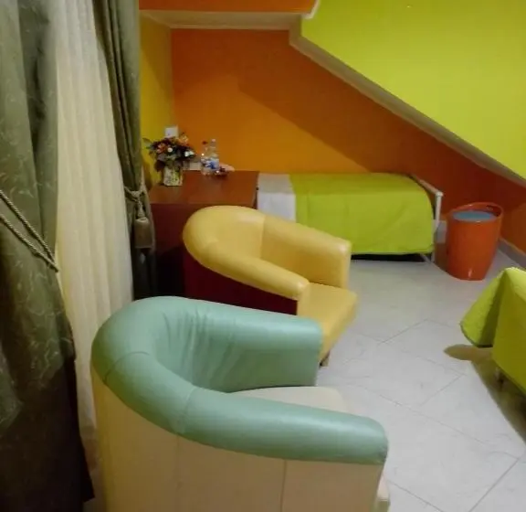 اتاق استاندارد سه نفره, Albergo B&b Ristorante Grace