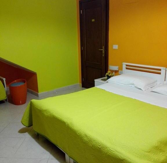 غرفة كومفورت ثلاثية, Albergo B&b Ristorante Grace