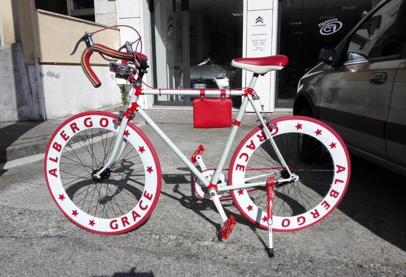 غرفة قياسية ثلاثية, Albergo B&b Ristorante Grace