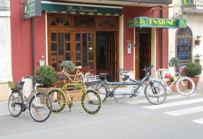 اتاق استاندارد یک نفره, Albergo B&b Ristorante Grace