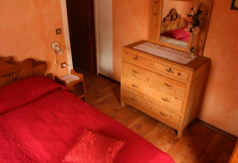 スタンダードトリプルルーム, Galeno