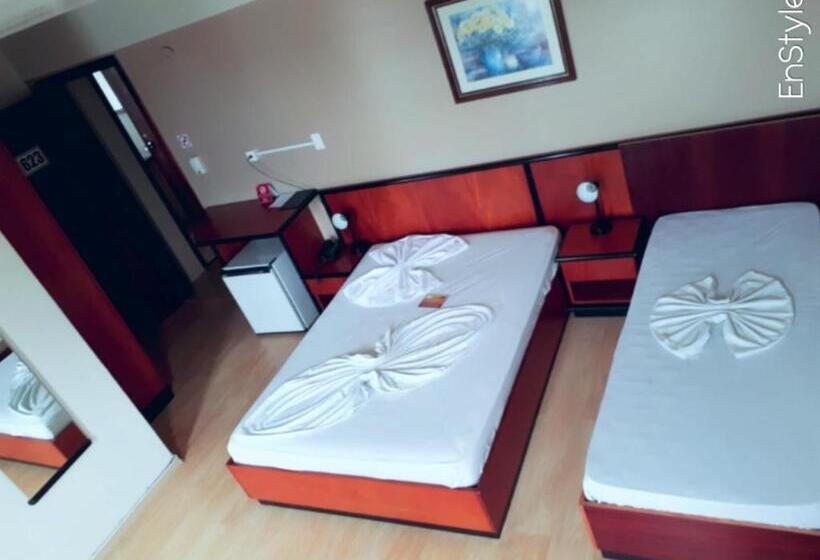 4인용 스탠다드 룸, Geneviee Palace