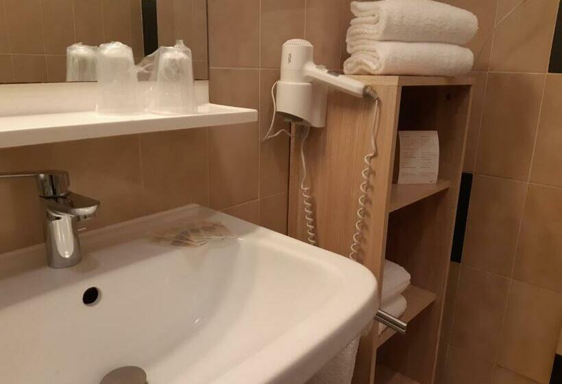 Номер Стандарт Вид на Сад, Hôtel Beach