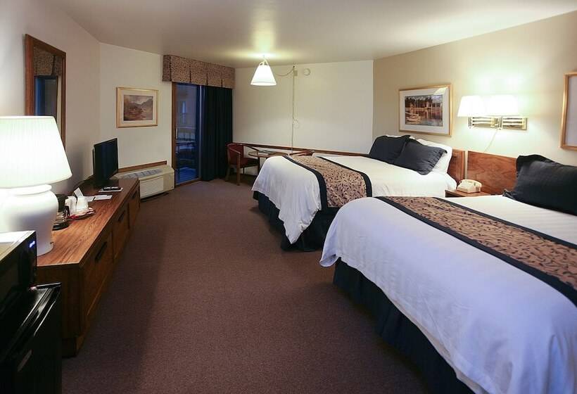 Номер Стандарт 2 Двуспальные Кровати, Pine Grove Resort