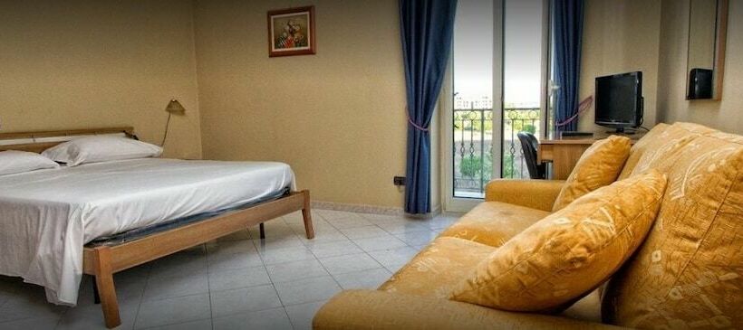 غرفة قياسية, Silverado