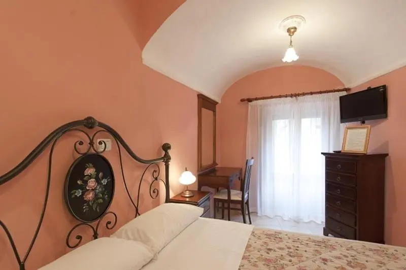 اتاق استاندارد چهارنفره با بالکن, La Casa Dei Nonni B&b