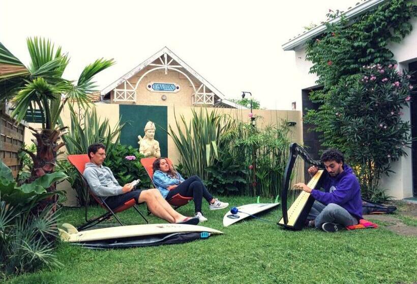 מיטה בחדר משותף, Villa Zenith Hostel La Surf House