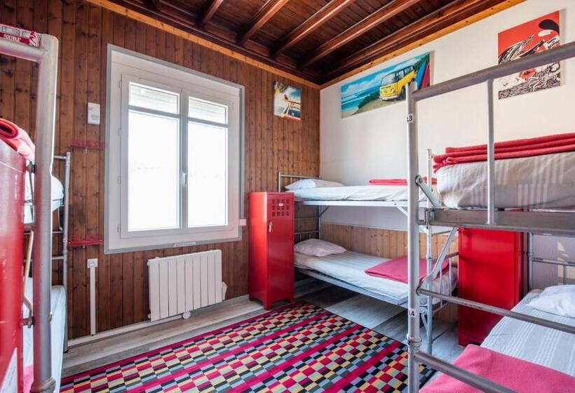 Кровать в Общей Комнате, Villa Zenith Hostel La Surf House
