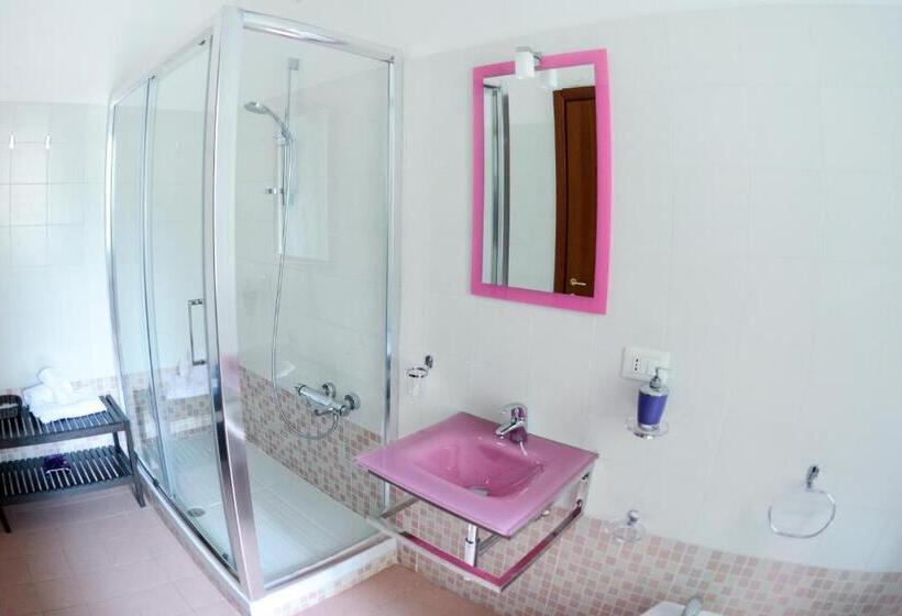 اتاق استاندارد, B&b Acquamarina