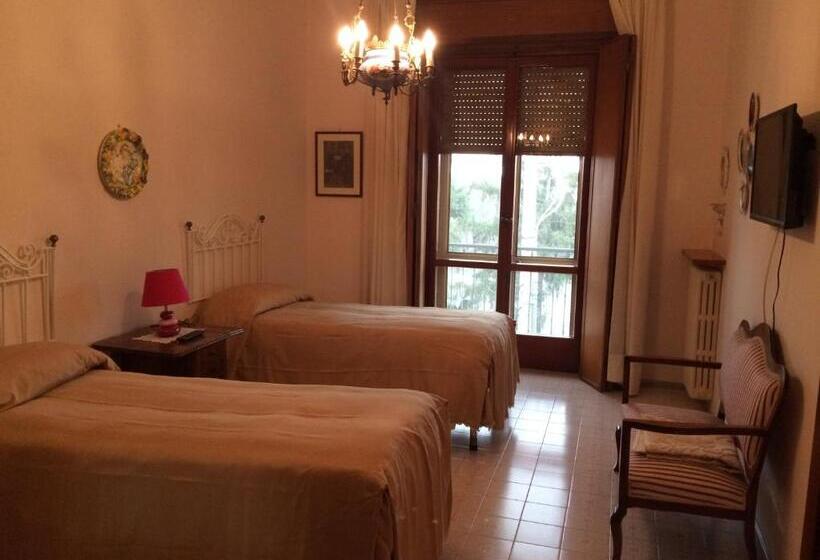 标准间带阳台, Casa Prunilla