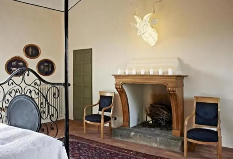 سوئیت با بالکن, Corte Della Maesta Antica Residenza