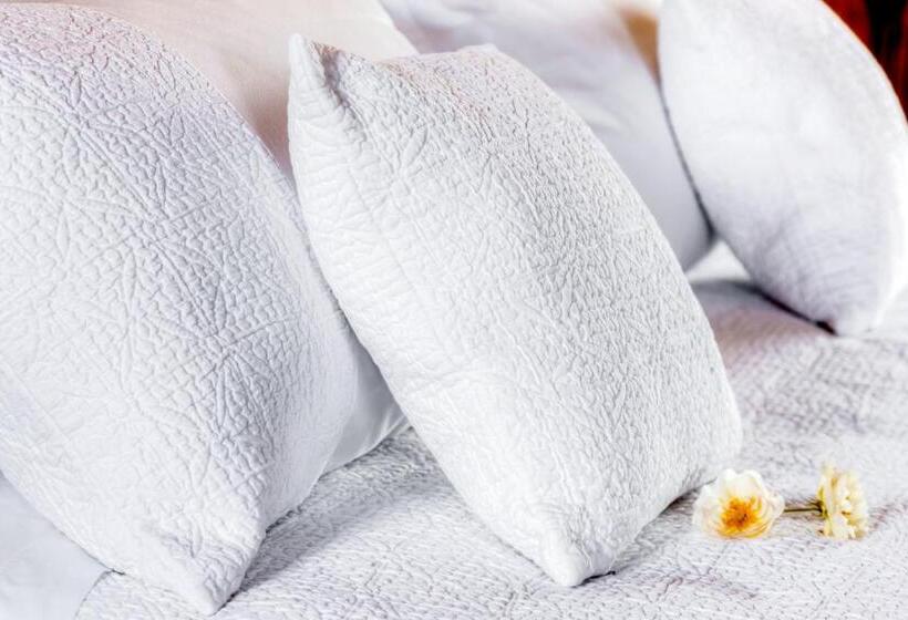 סוויטה עם מרפסת, Corte Della Maesta Antica Residenza