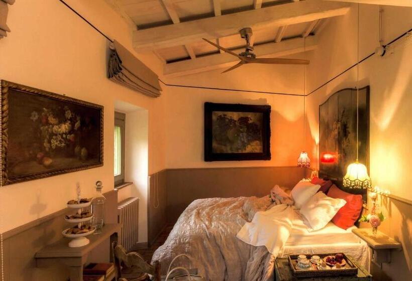 בית, 4 חדרי שינה, Corte Della Maesta Antica Residenza