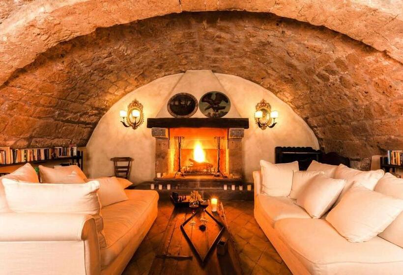 Дом 4 Спальни, Corte Della Maesta Antica Residenza
