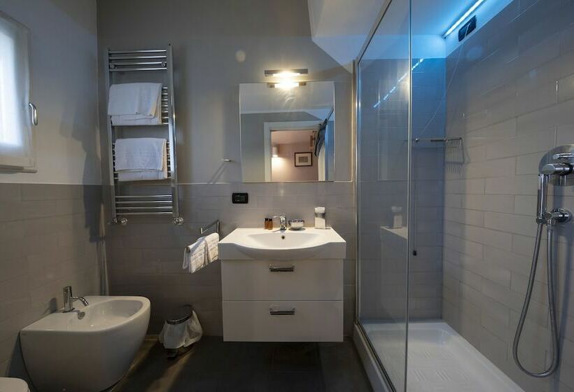 اتاق استاندارد, Il Battistero Siena Residenza D'epoca