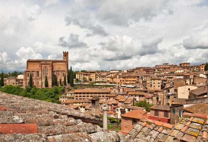اتاق استاندارد, Il Battistero Siena Residenza D'epoca