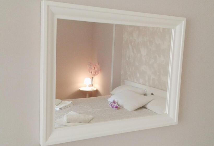 חדר משפחתי, La Gemma Del Salento