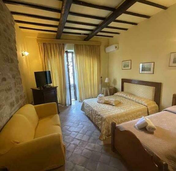 غرفة ديلوكس, Residenza Collefiorito