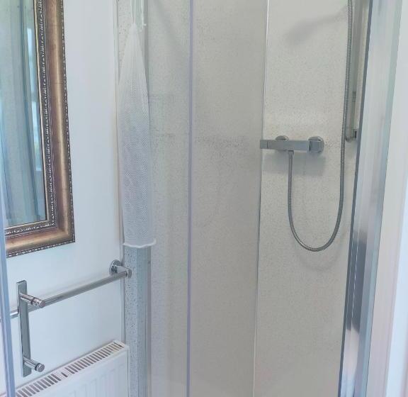 חדר סטנדרט עם מיטת קינג, The Groveside Guest House