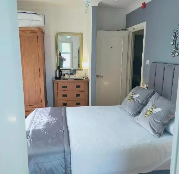 Basic-huone, The Groveside Guest House