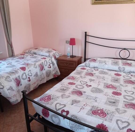 חיבור הדירה עם חדר שינה אחד, The Wishing Well