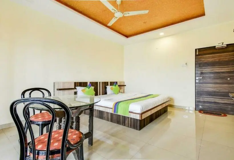 バルコニー付きデラックスルーム, Gugal Residency Mahabaleshwar