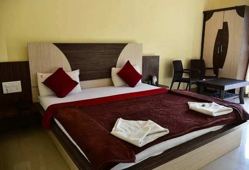 バルコニー付きデラックスルーム, Gugal Residency Mahabaleshwar