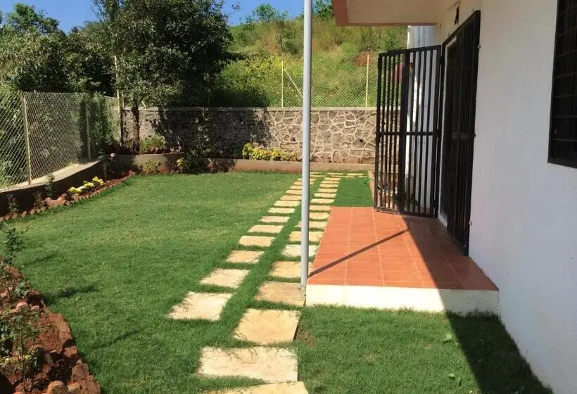 ガーデンビュースタンダードルーム, Gugal Residency Mahabaleshwar