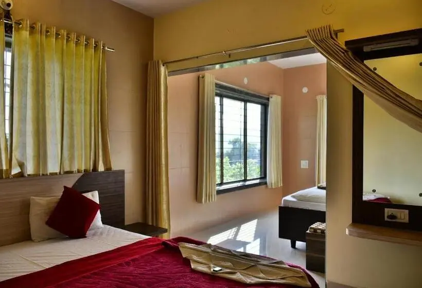 デラックストリプルルーム, Gugal Residency Mahabaleshwar
