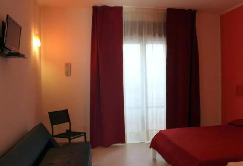 Comfort Kolmen Hengen Huone, Villa Verdesca