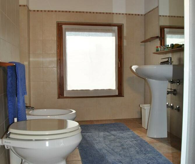 스탠다드 트리픔 룸 공동욕실, Bed & Breakfast Gemma