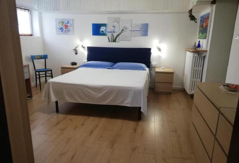 غرفة قياسية ثلاثية, Bed & Breakfast Gemma