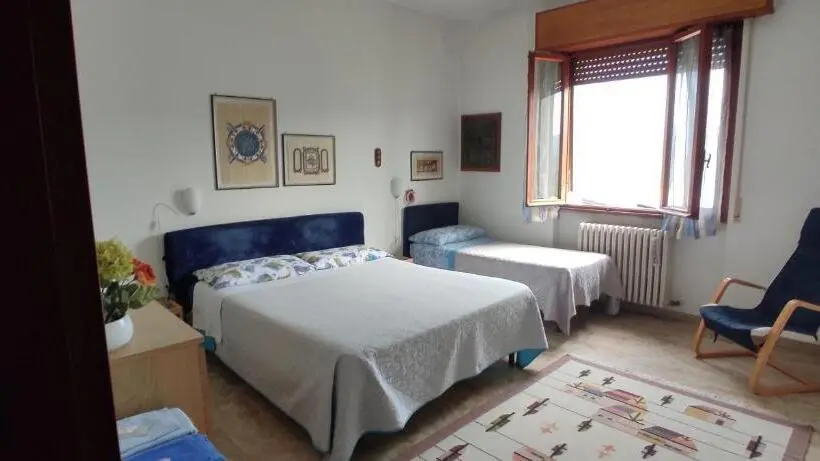 バスルーム共有のトリプルスタンダード, Bed & Breakfast Gemma