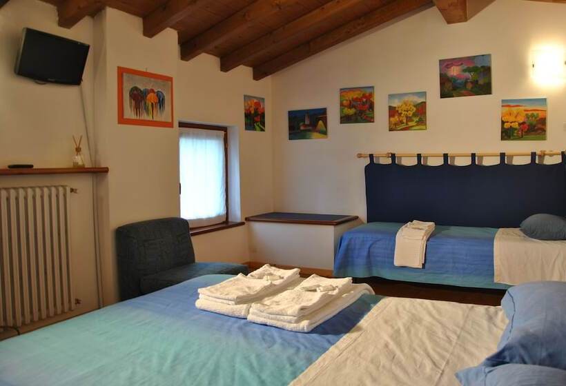 غرفة قياسية ثلاثية حمام مشترك, Bed & Breakfast Gemma