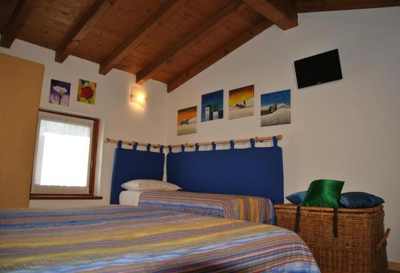 غرفة قياسية ثلاثية حمام مشترك, Bed & Breakfast Gemma