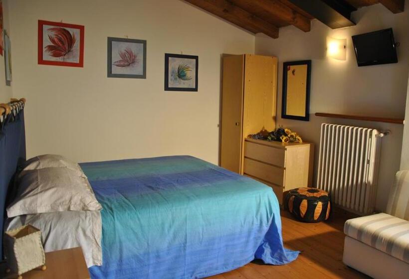 스탠다드 트리픔 룸 공동욕실, Bed & Breakfast Gemma