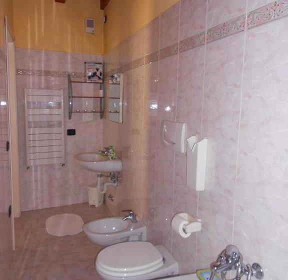 חדר דלוקס, Sangalli